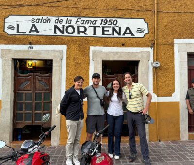 Recorren Guanajuato Capital Luke Wilson, Scott Eastwood y Maurice Fadida con Samantha Smith