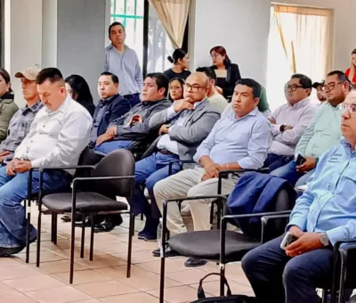 Capacitan a funcionarios municipales para atención de comunidades y pueblos indígenas