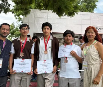 Alumnos de la Secundaria Técnica No. 45 de León, ganan medalla de Bronce en Concurso Internacional de Ciencia y Tecnología