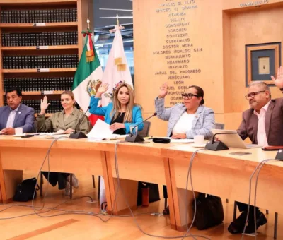 Aprueban en comisión iniciativas en favor de migrantes