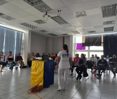 SSG impulsa en Uriangato Club del Embarazo y recorridos con embarazadas