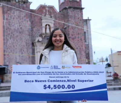 Guanajuato invierte en su juventud al otorgar Becas Nuevo Comienzo en San Diego de la Unión