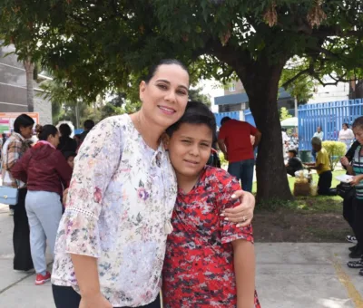  MÁS DE 5 MIL ESTUDIANTES IRAPUATENSES RECIBEN ‘BECA SI’