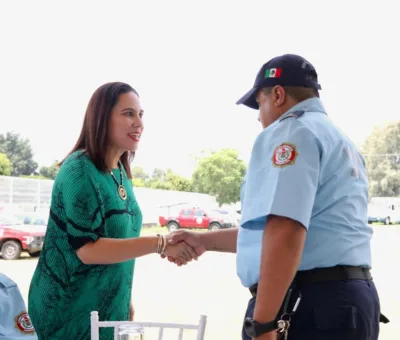 REFUERZAN CORPORACIÓN  DE BOMBEROS EN IRAPUATO