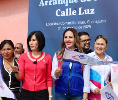 Comerciantes, Reinas y Voluntariado de DIF Purísima donan más de 11 mil útiles escolares.