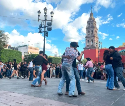 HUAPALOOZA LLENA DE RITMO Y ALEGRÍA LA PLAZA FUNDADORES