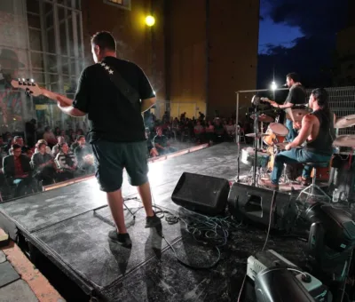EMBELLECEN TEATRO DE LA CIUDAD CON NUEVO MURAL ‘ALEGORÍA DE LA EXPRESIÓN Y LA SONORIDAD’