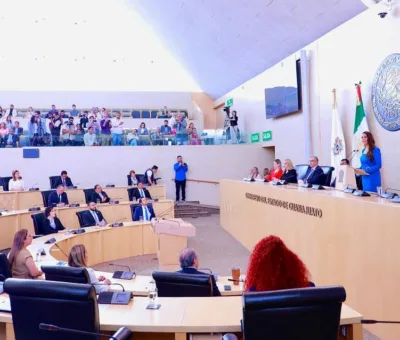 Llama Gobernadora a legislar por la ciudadanía