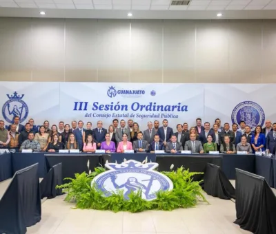 Seguimos trabajando en generar las condiciones de paz de Guanajuato: Libia Dennise