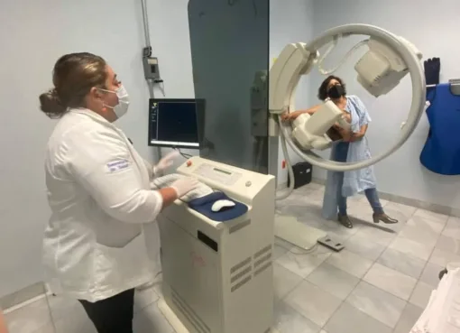 SSG invita a las mujeres a solicitar tamizajes de cáncer de mama