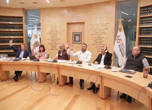 Avalan en comisión reforma que amplía el plazo para presentar programas de gobierno municipal