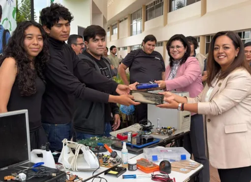 Entrega PAOT nombramiento a 70 guardias ambientales de la Universidad Politécnica de Pénjamo