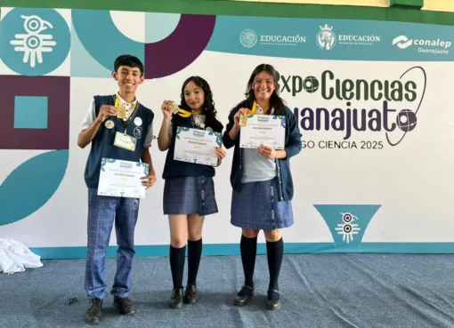 CECyTEG brilla en Expociencias Guanajuato 2025: estudiantes logran pase internacional
