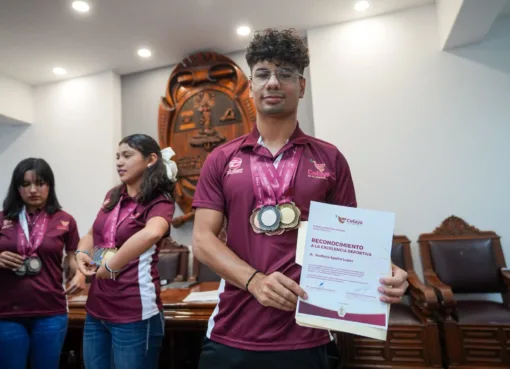 RECONOCE AYUNTAMIENTO DE CELAYA A MEDALLISTAS DE OLIMPIADA Y PARALIMPIDA NACIONAL CONADE 2025 RECONOCE AYUNTAMIENTO DE CELAYA A MEDALLISTAS DE OLIMPIADA Y PARALIMPIDA NACIONAL CONADE 2025