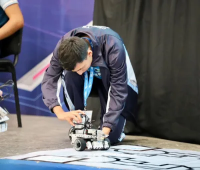 ¡Robótica en acción! CECyTEG rumbo a Shanghái