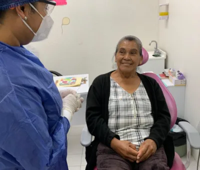 Mejora DIF Estatal la salud bucal de Mil 350  personas mayores con el programa Grandes Sonrisas