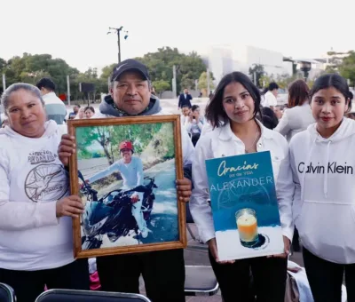 Guanajuato honra a las familias donadoras de órganos con el Árbol de la Vida