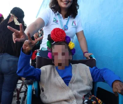 ADULTOS MAYORES DE IRAPUATO REVIVEN TRADICIONES DEL DÍA DE MUERTOS