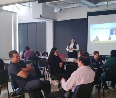 SSG implementa actualización del personal de salud en cáncer de la mujer.