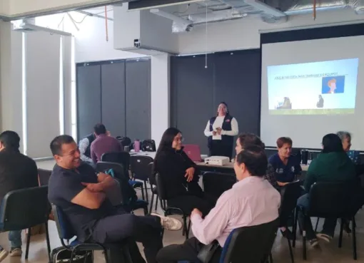 SSG implementa actualización del personal de salud en cáncer de la mujer.