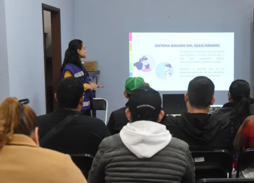 SE CAPACITAN PARA BRINDAR ESTABLECIMIENTOS INCLUYENTES Y RESPETUOSOS DE LOS DERECHOS HUMANOS        