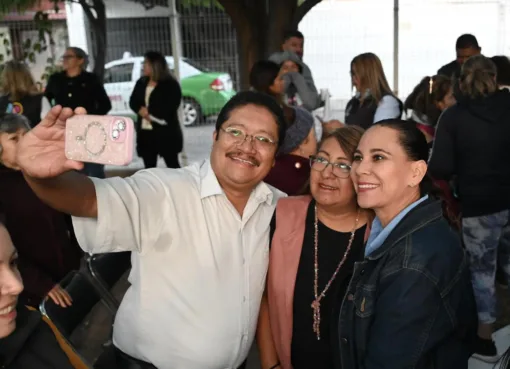 SE REÚNE LORENA ALFARO CON HABITANTES DE LAS BRISAS Y NOGALIA