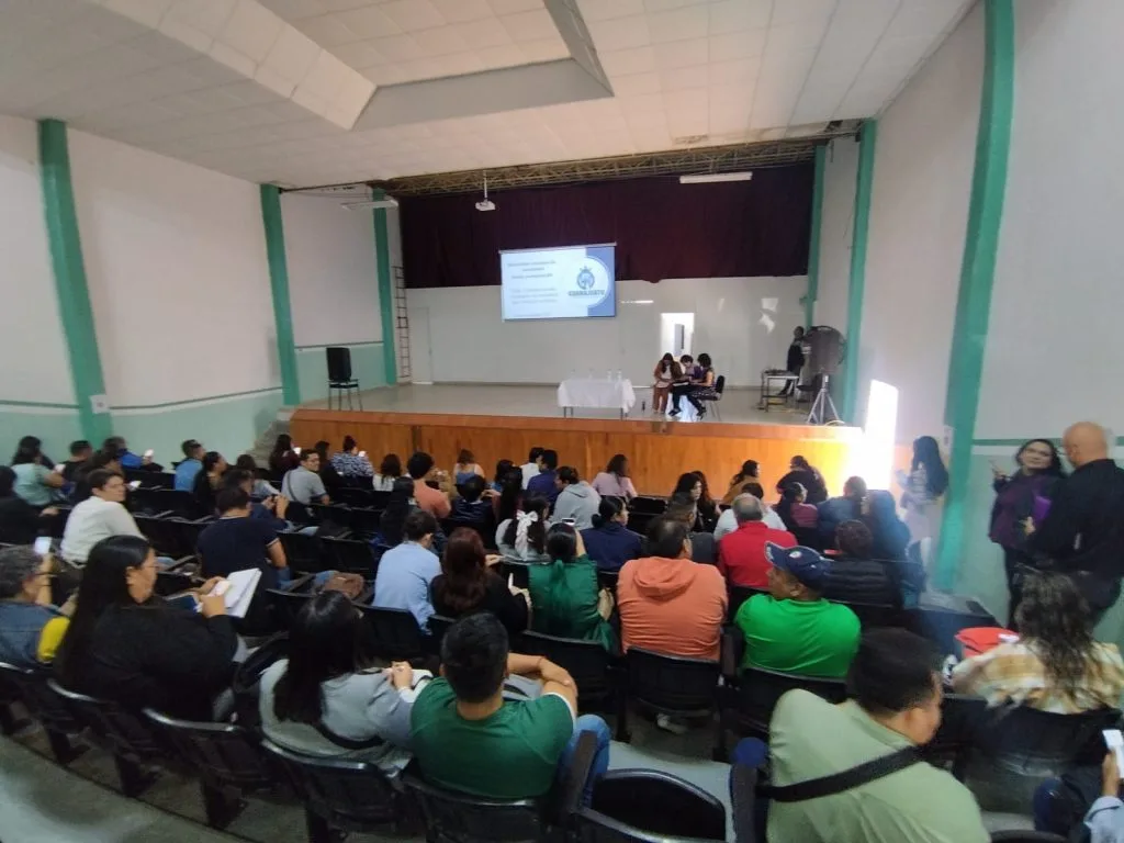 Cientos de docentes fortalecen la formación continua, el acompañamiento pedagógico y la mejora de los aprendizajes