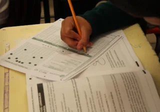 Telesecundaria de Dolores Hidalgo logra uno de los mayores avances académicos en evaluación estatal