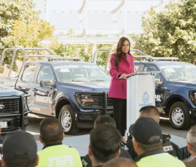 Entrega Gobernadora Patrullas a Municipios de Guanajuato