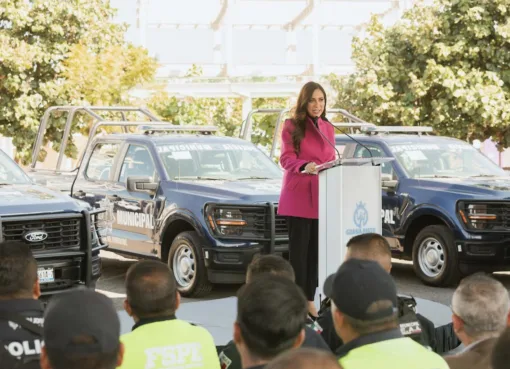 Entrega Gobernadora Patrullas a Municipios de Guanajuato