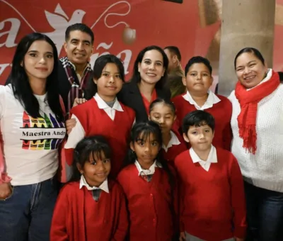 FOMENTAN SANA CONVIVENCIA CON CONCURSO DE PIÑATAS