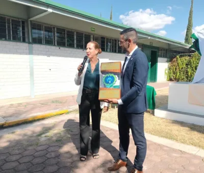 Entrega PAOT Distintivo de Buenas Prácticas Ambientales por cuarto año consecutivo a CONALEP Irapuato I