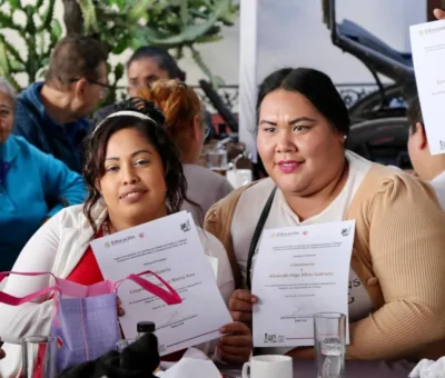 IRAPUATO: PRIMERO EN EL PAÍS EN CAPACITACIÓN EN “ATENCIÓN AL CLIENTE Y MANEJO DE NEGOCIO