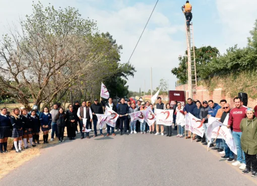 Villagrán dio arranque a obra de alumbrado público
