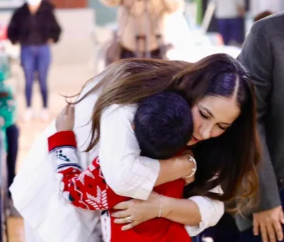 Comparte Gobernadora Día de Reyes con menores de la Casa Hogar San Antonio