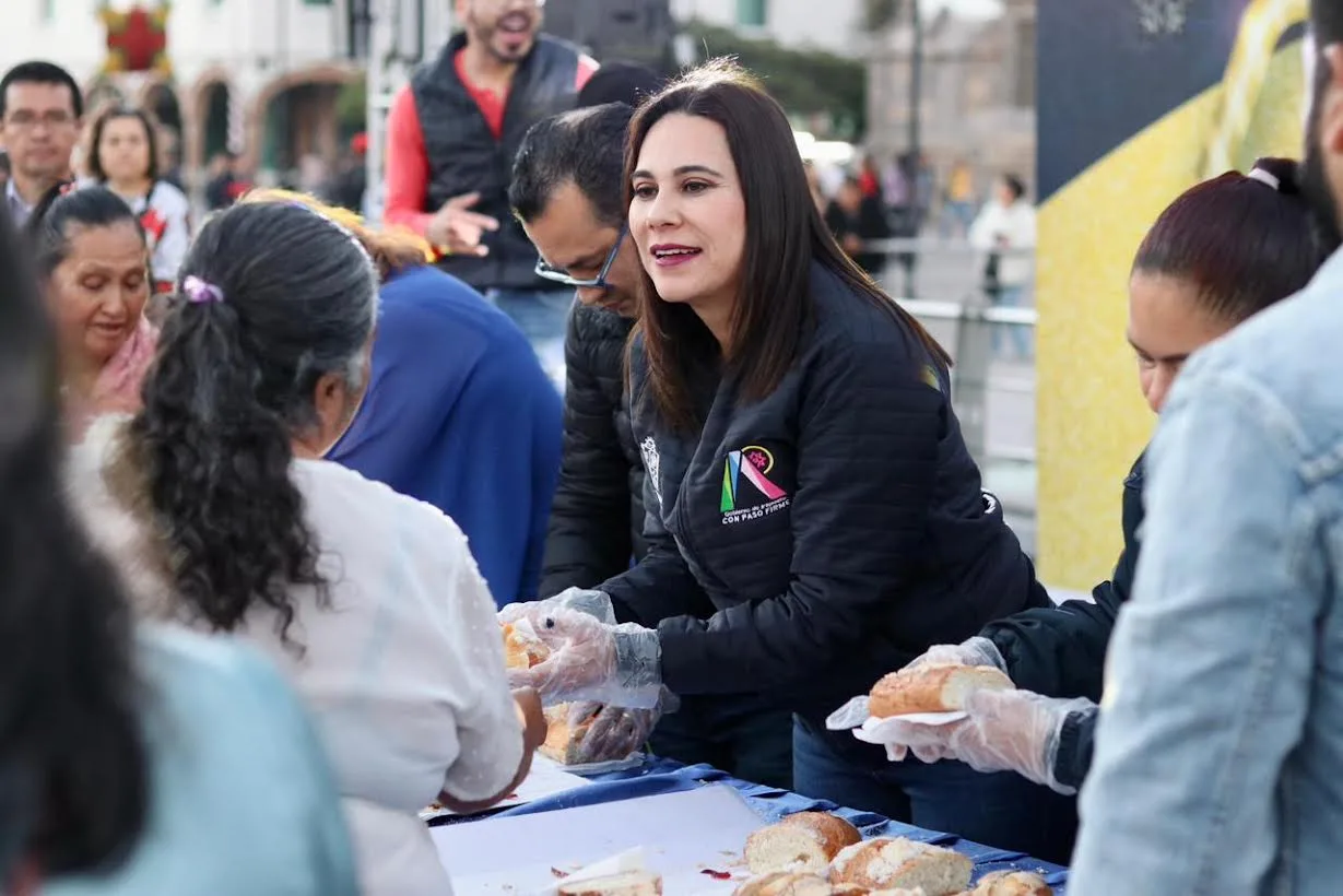 INVITAN A LA CIUDADANÍA A DISFRUTAR DE LA ROSCA DE REYES MONUMENTAL