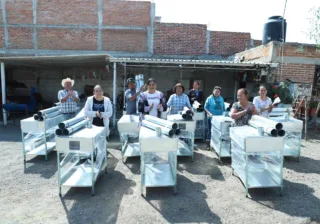 Entrega DIF Estatal estufas ecológicas en 64 comunidades rurales de Guanajuato
