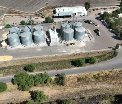 Suma Xonotli a empresas y escuelas  para trabajar por el campo