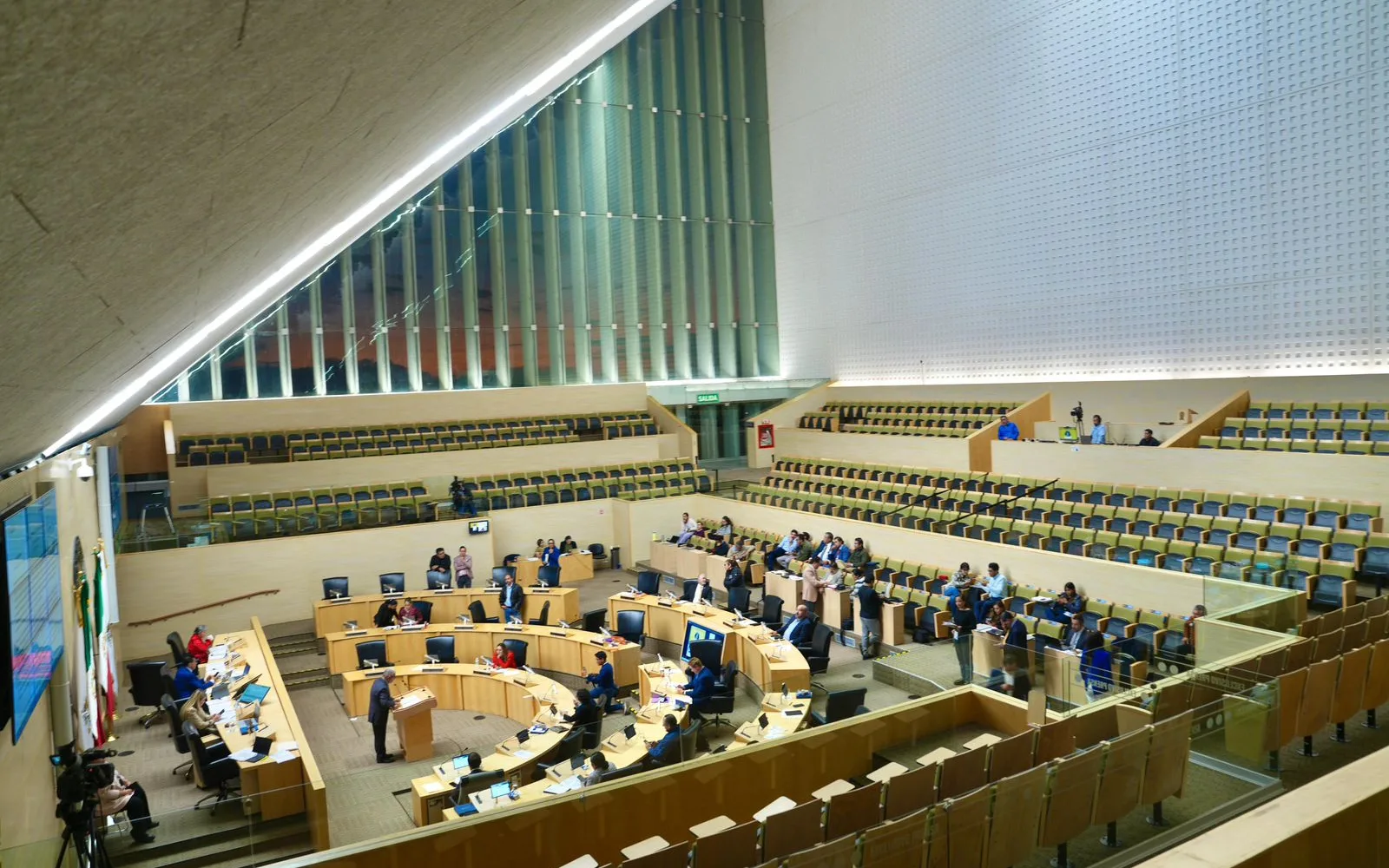 Aprueban diputadas y diputados Presupuesto de Egresos estatal para el 2026