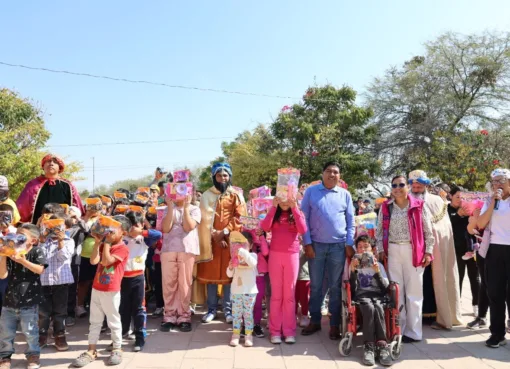 Purísima del Rincón se unió en el festejo del Día de Reyes