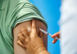 SSG anuncia 21 Macro Centros Vacunación contra el sarampión para este fin de semana.