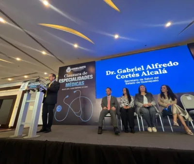 SSG egresan 113 médicos de ciclo de Especialidades Médicas