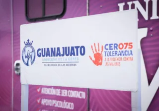 BRINDA SECRETARÍA DE LAS MUJERES  ATENCIÓN EN FERIA ESTATAL DE LEÓN 2026