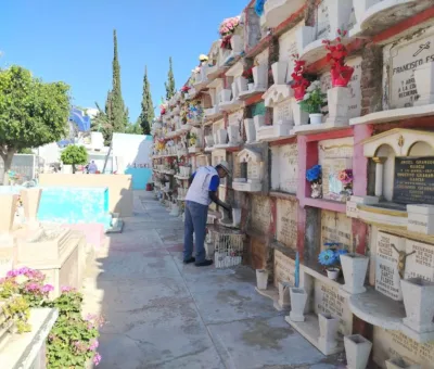SSG previene riesgos sanitarios en los panteones de los 46 municipios