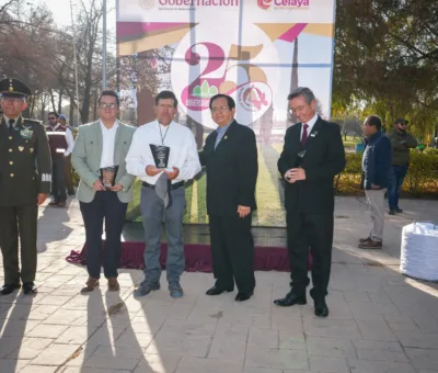 Conmemoran 25 años de la Segunda Sección del Parque Xochipilli con develación de placa y reconocimientos por trayectoria