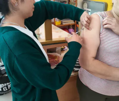 Instala IMSS Guanajuato Macrocentro Masivo de Vacunación en León