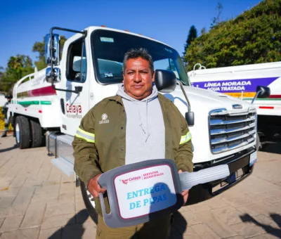 ENTREGAN PIPAS Y EQUIPO DE PROTECCIÓN A TRABAJADORES DE SERVICIOS MUNICIPALES