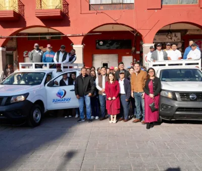 Rinden Honores a la Bandera en Villagrán