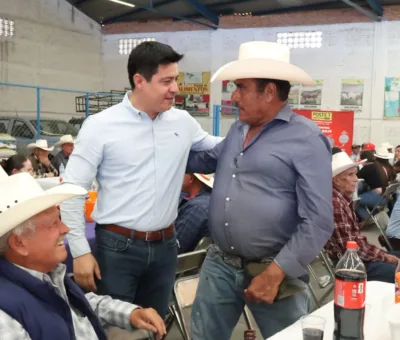 Se reúnen ganaderos dobladenses en Asamblea Anual