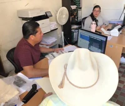 Brindan apoyos de Seguros Agropecuarios para productores dobladenses